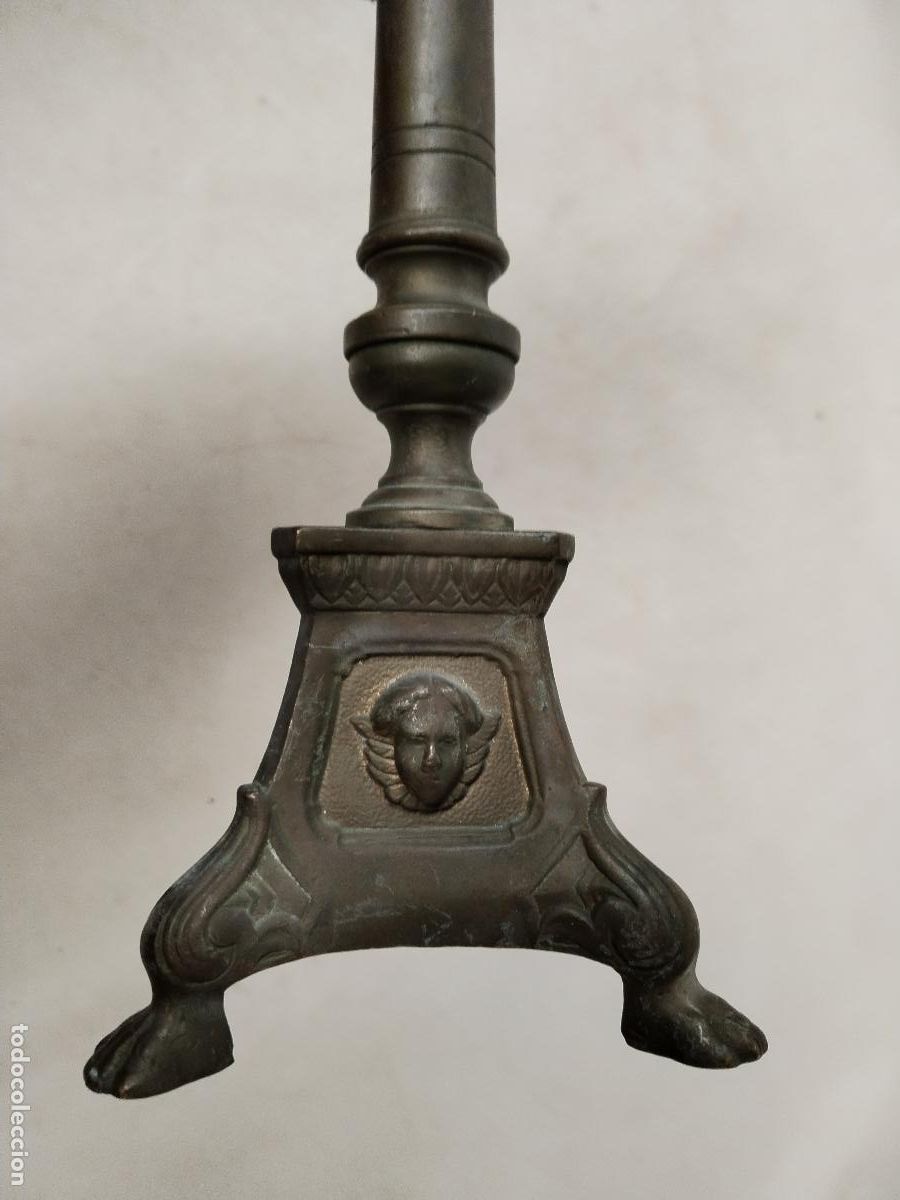 Antig&uuml;edades: candelabro de bronce con angeles - Foto 2