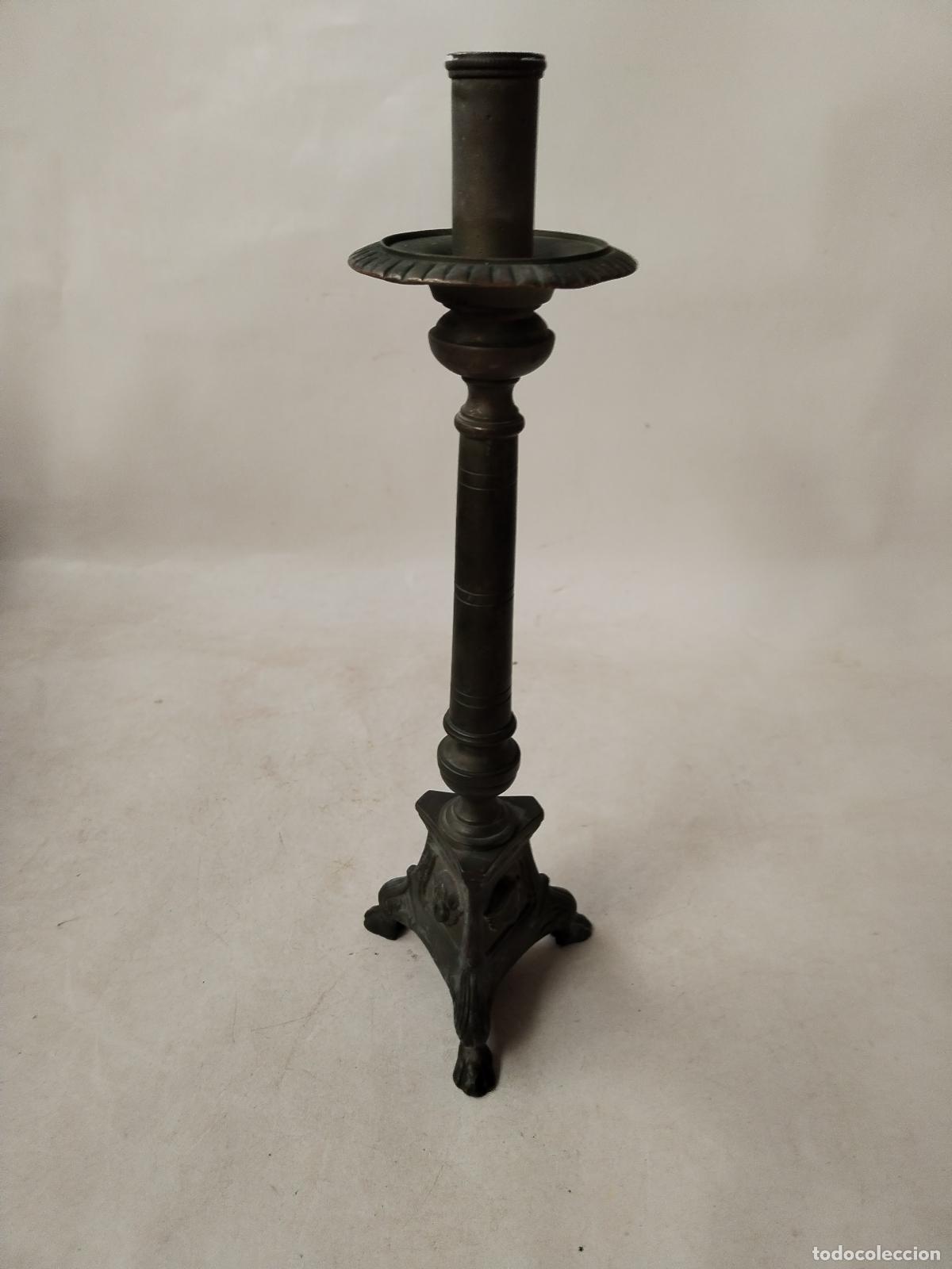 Antig&uuml;edades: candelabro de bronce con angeles - Foto 7