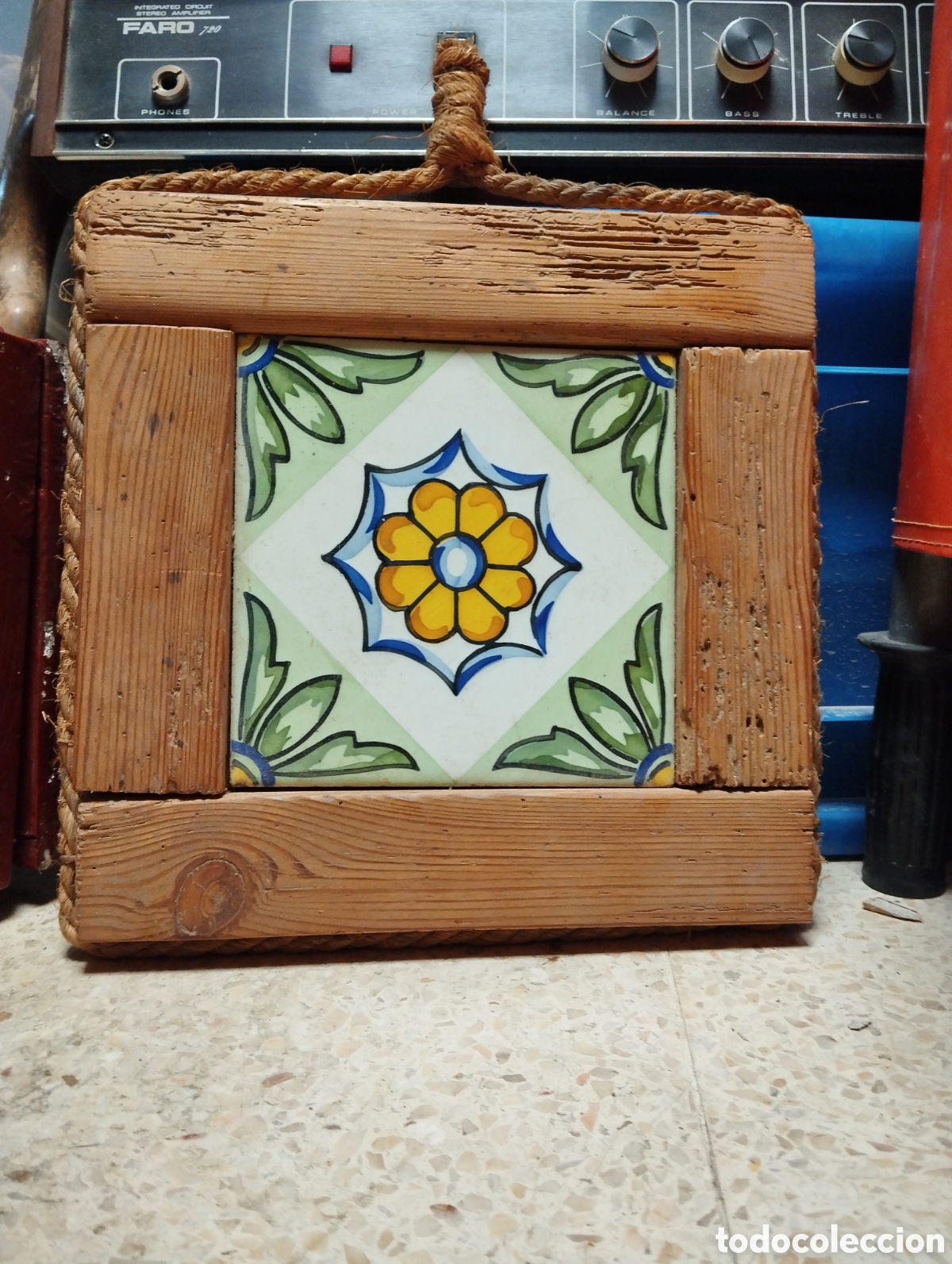Antig&uuml;edades: Azulejos catal&aacute;n enmarcado 25x25 - Foto 2