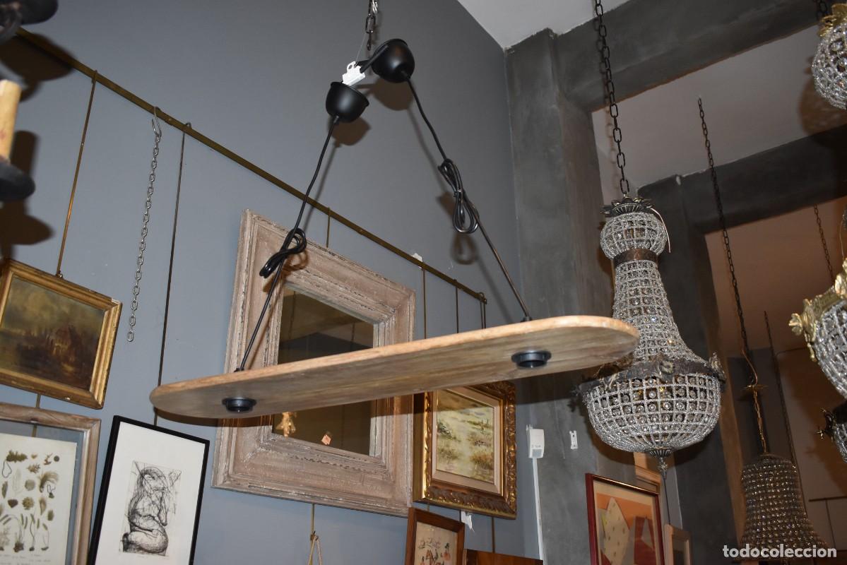 Antig&uuml;edades: L&aacute;mpara de madera con dos luces del tipo de billar - Foto 2