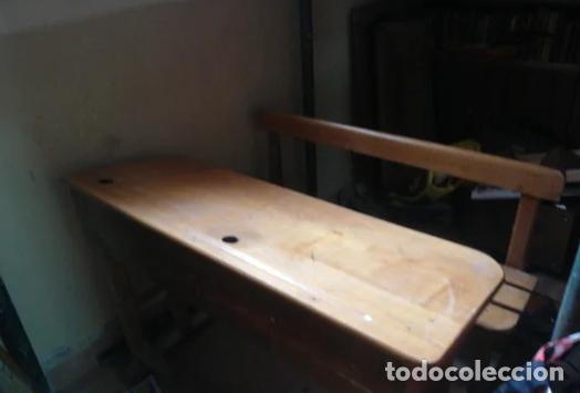 Antig&uuml;edades: pupitre escolar a&ntilde;os 30 - Foto 1