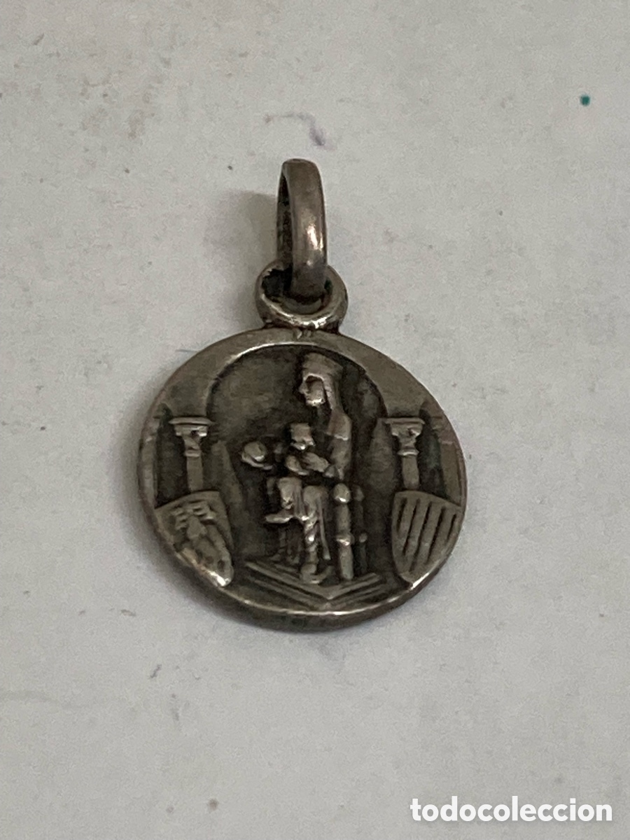 Antig&uuml;edades: Medalla de plata religiosa C489 - Foto 2