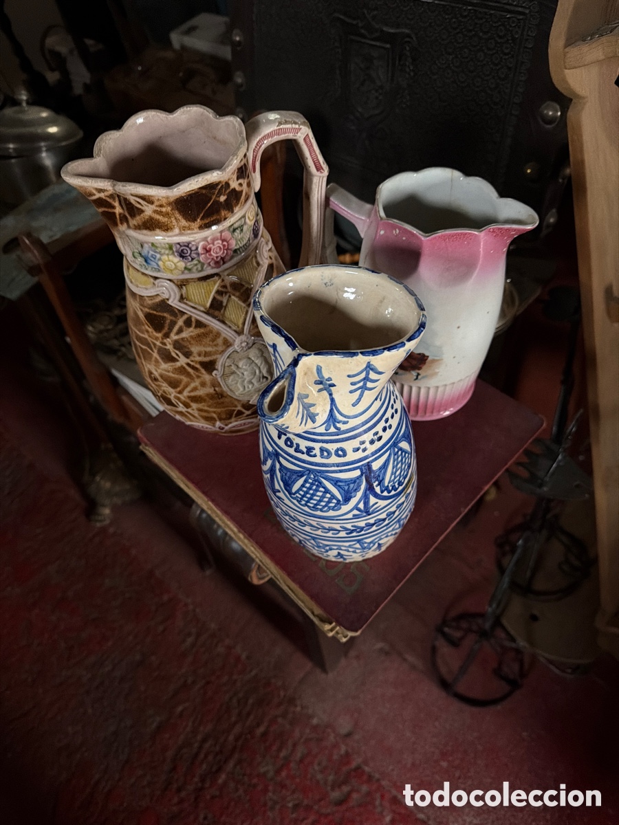 Antig&uuml;edades: Jarras de cer&aacute;mica de Manises - Foto 2