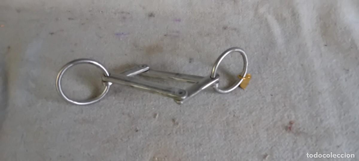 Antig&uuml;edades: Bocado para caballo articulado lateralmente - Foto 2