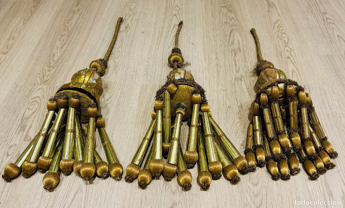 Antig&uuml;edades: 3 Borlas de gran dimension. Siglo XVIII - Foto 3