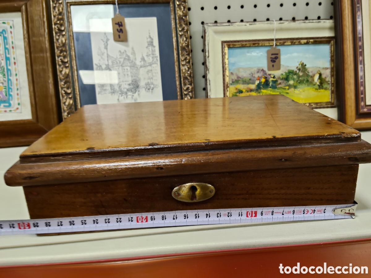 Antig&uuml;edades: Magn&iacute;fica caja de madera - Foto 5