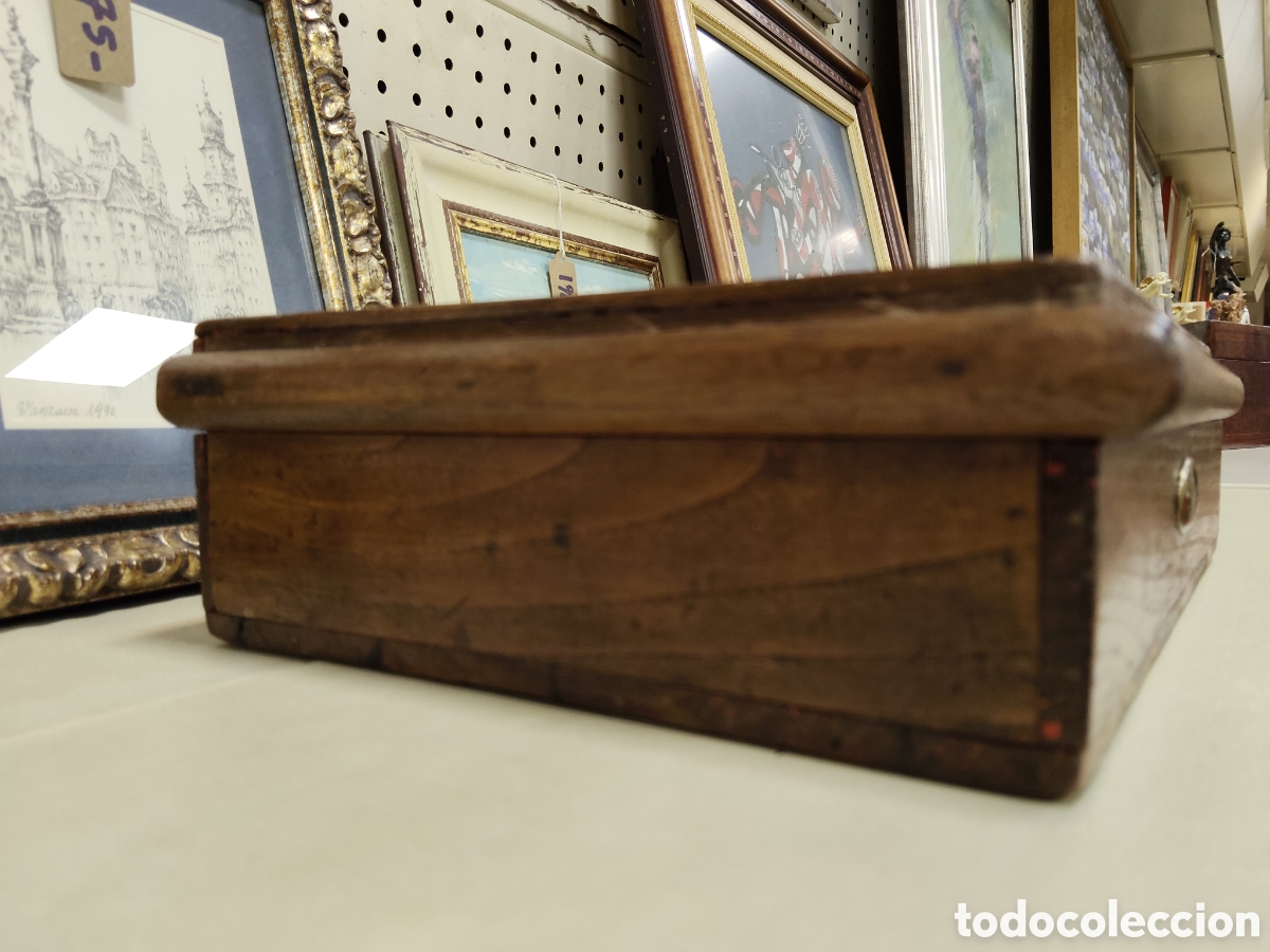 Antig&uuml;edades: Magn&iacute;fica caja de madera - Foto 6