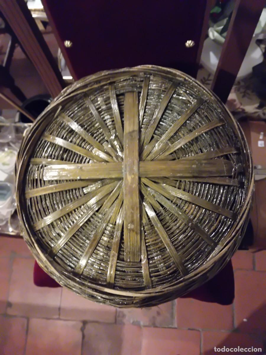 Antig&uuml;edades: Macetero de mimbre siglo XX - Foto 5