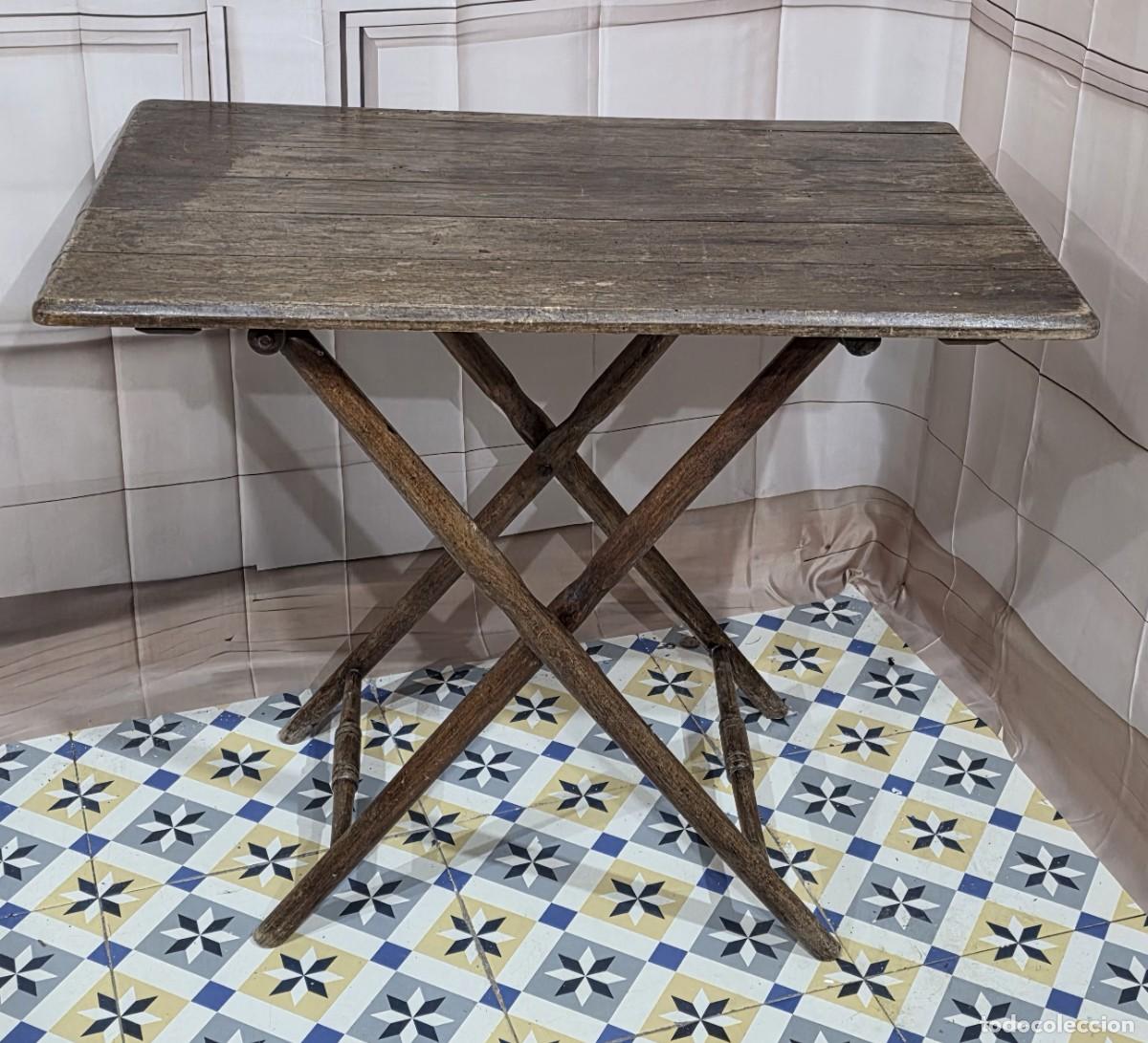 Antig&uuml;edades: Antigua mesa de campa&ntilde;a plegable - Foto 2