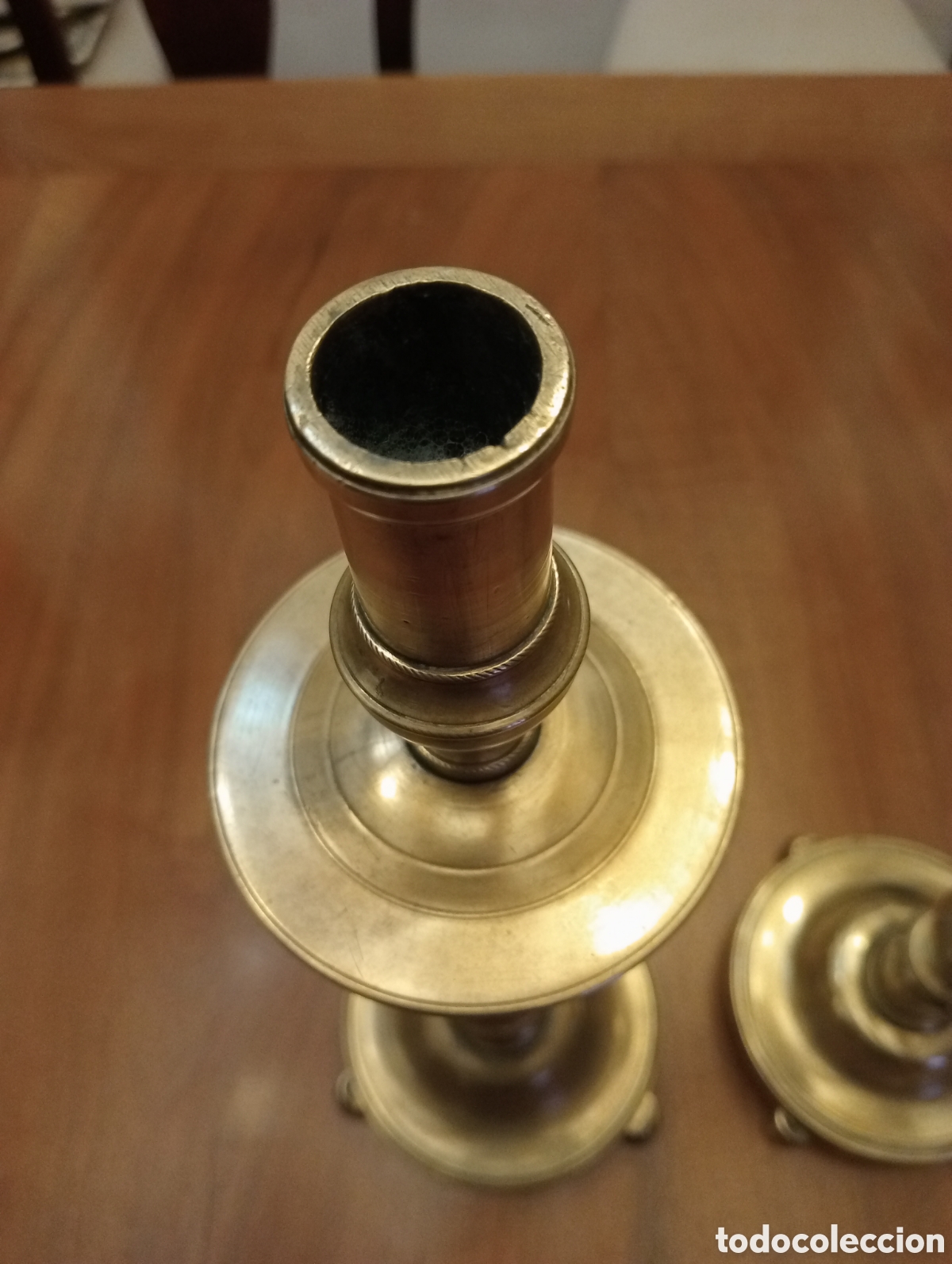 Antig&uuml;edades: Candelabros de bronce alto 44,5 cm - Foto 2