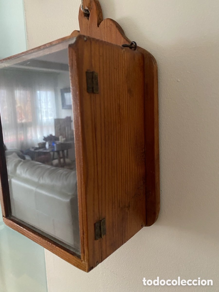 Antig&uuml;edades: Peque&ntilde;a hornacina capilla de madera - Foto 7