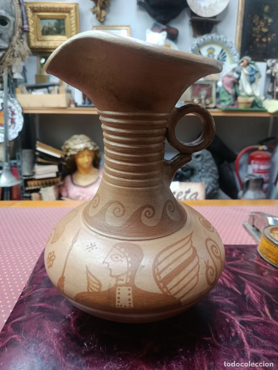 Antig&uuml;edades: Jarra de barro &iacute;bera - Foto 1