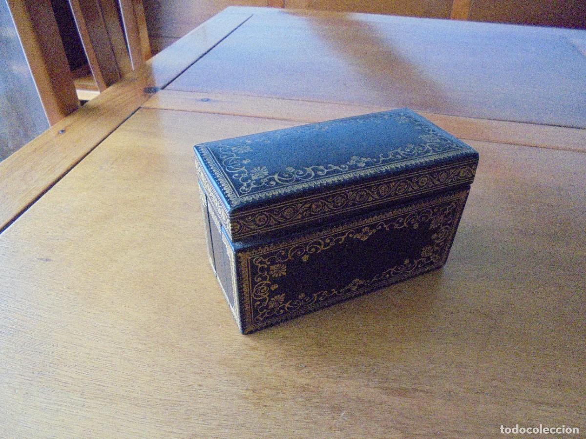 Antig&uuml;edades: ANTIGUA Y ELEGANTE CAJA CIGARRERA - Foto 1