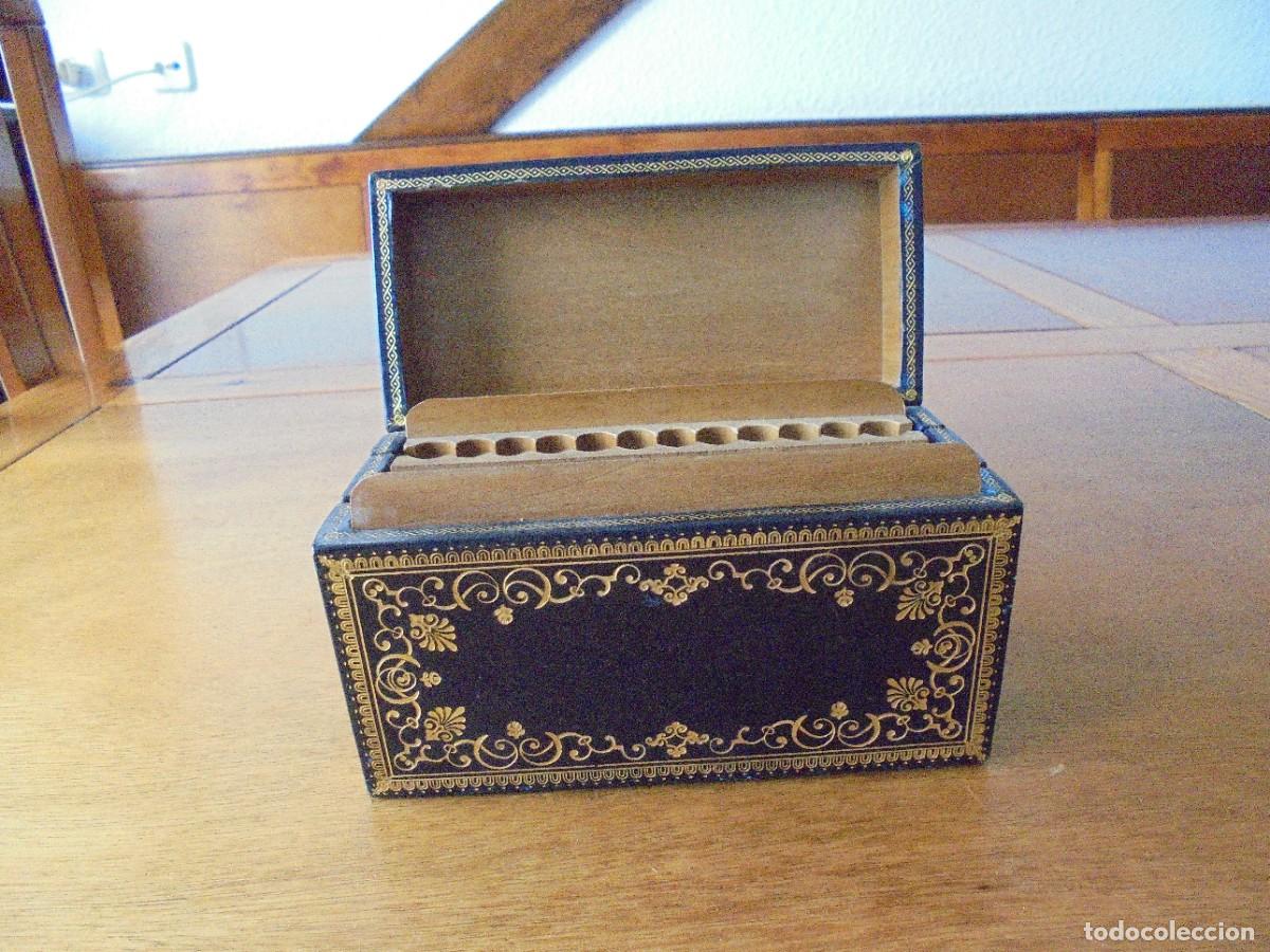 Antig&uuml;edades: ANTIGUA Y ELEGANTE CAJA CIGARRERA - Foto 2
