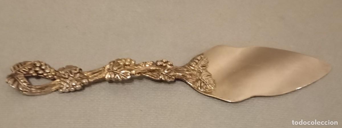 Antig&uuml;edades: Servidor de pastel plata dise&ntilde;o uvas - Foto 2