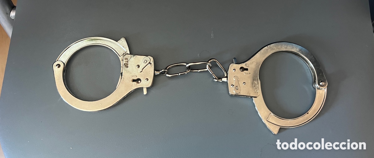 Antig&uuml;edades: Esposas Metalicas funcionan - Foto 1