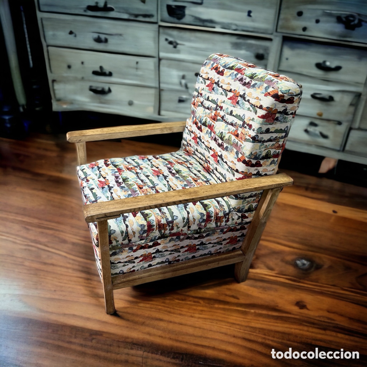 Antig&uuml;edades: Sill&oacute;n a&ntilde;os 50 restaurado - Foto 1