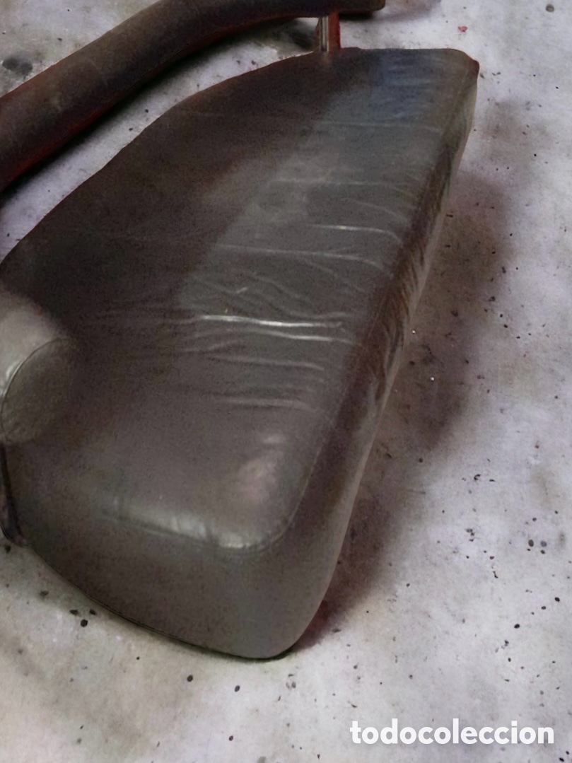 Antig&uuml;edades: Sof&aacute; de piel PU a&ntilde;os 70 - Foto 3