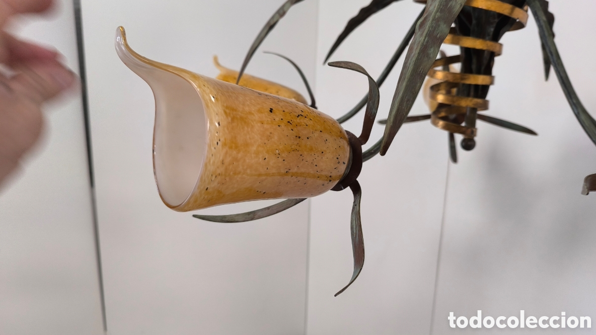 Antig&uuml;edades: LAMPARA TECHO FORJA CON TULIPAS - Foto 3