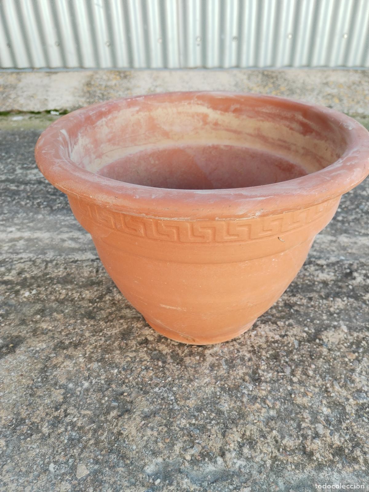Antig&uuml;edades: macetero en terracota con dibujo - Foto 6