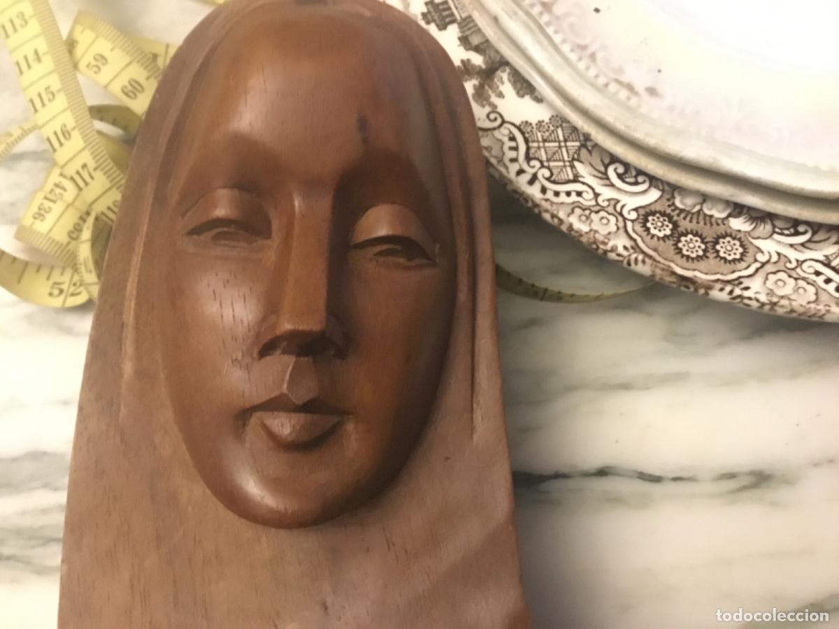 Antig&uuml;edades: Talla de la Virgen con el ni&ntilde;o - Foto 2
