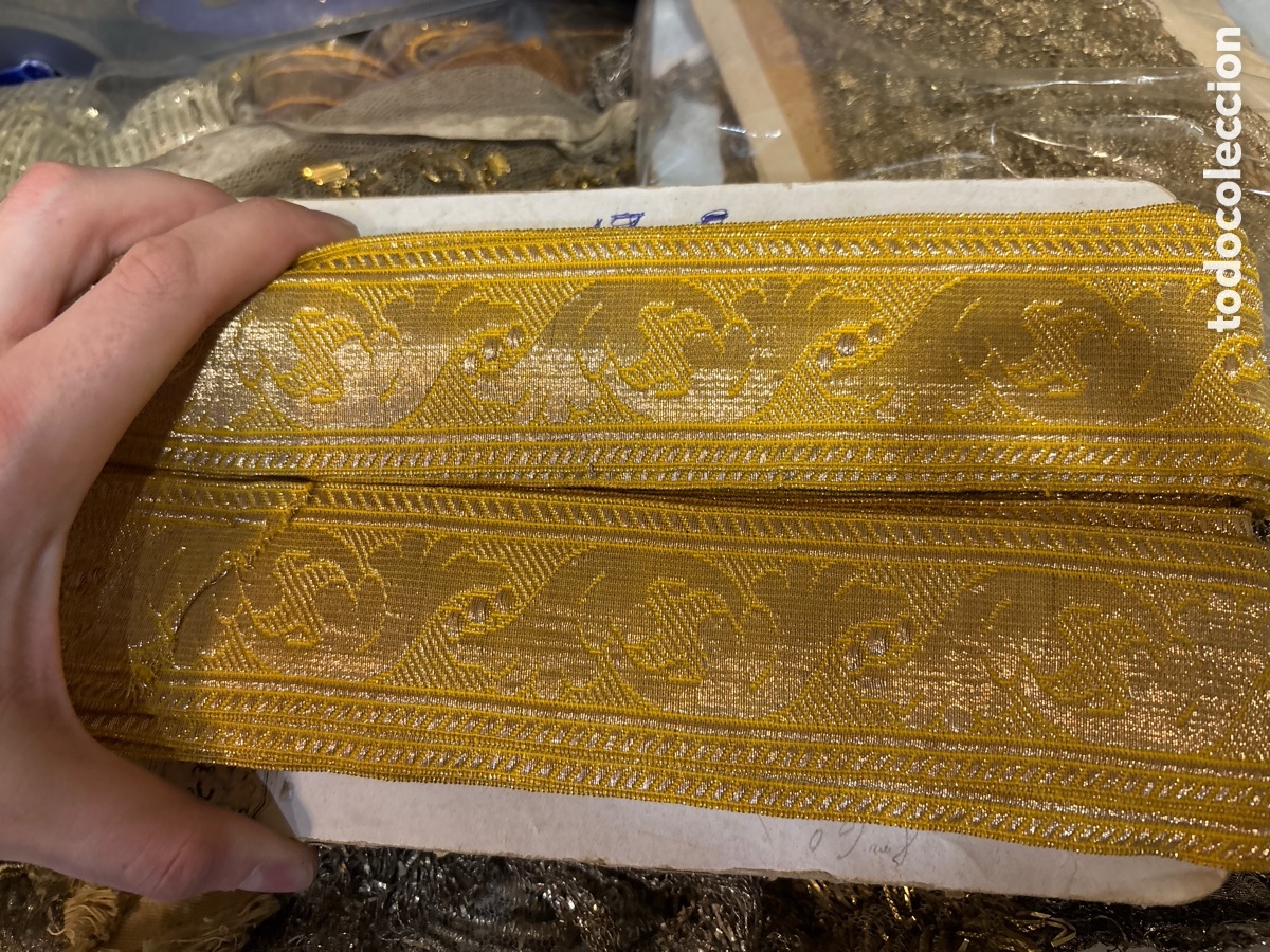 Antig&uuml;edades: Gal&oacute;n de oro ochavado - Foto 1