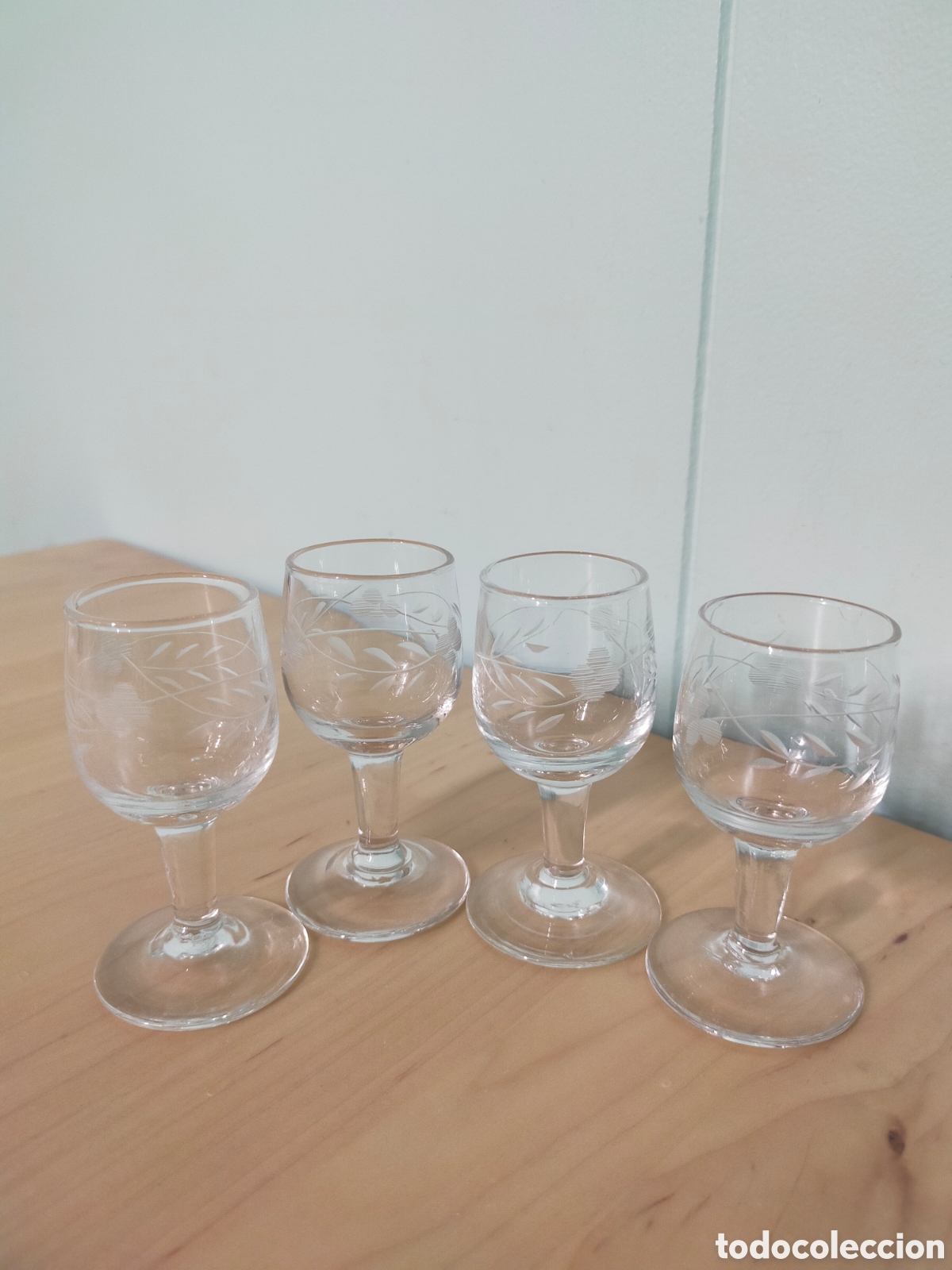 Antig&uuml;edades: Lote 4 copas licor vintage - Foto 5