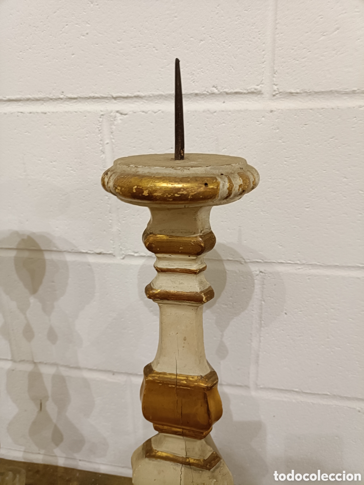 Antig&uuml;edades: Pareja de candelabros antiguos - Foto 3