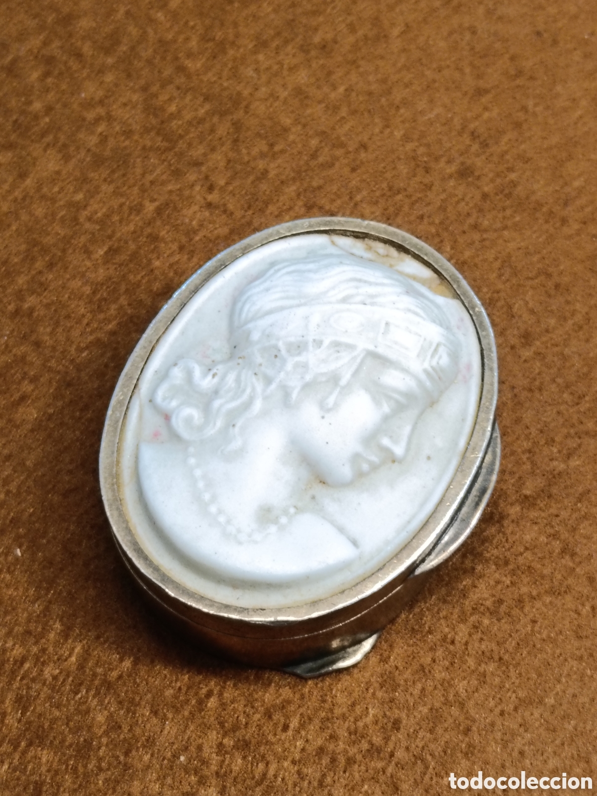 Antig&uuml;edades: ORIGINAL PASTILLERO DE PLATA CON CAMAFEO - Foto 1