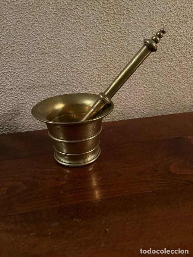 Antig&uuml;edades: Almirez de bronce antiguo - Foto 3