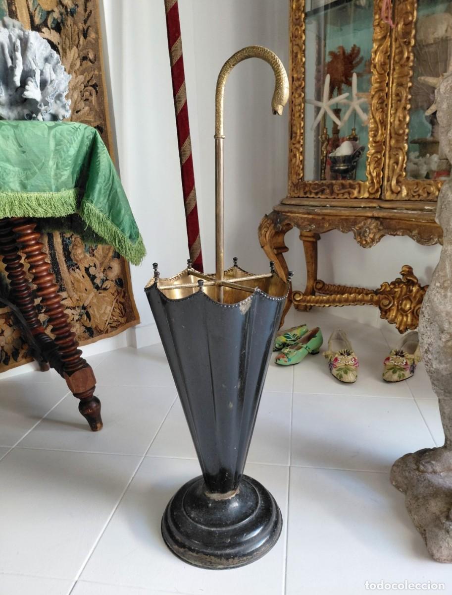 Antig&uuml;edades: Antiguo paraguero de laton. - Foto 6