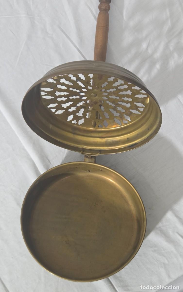 Antig&uuml;edades: Calentador de cama, madera y bronce - Foto 13