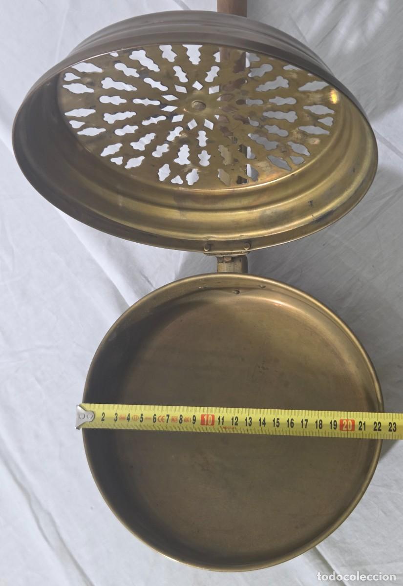 Antig&uuml;edades: Calentador de cama, madera y bronce - Foto 17