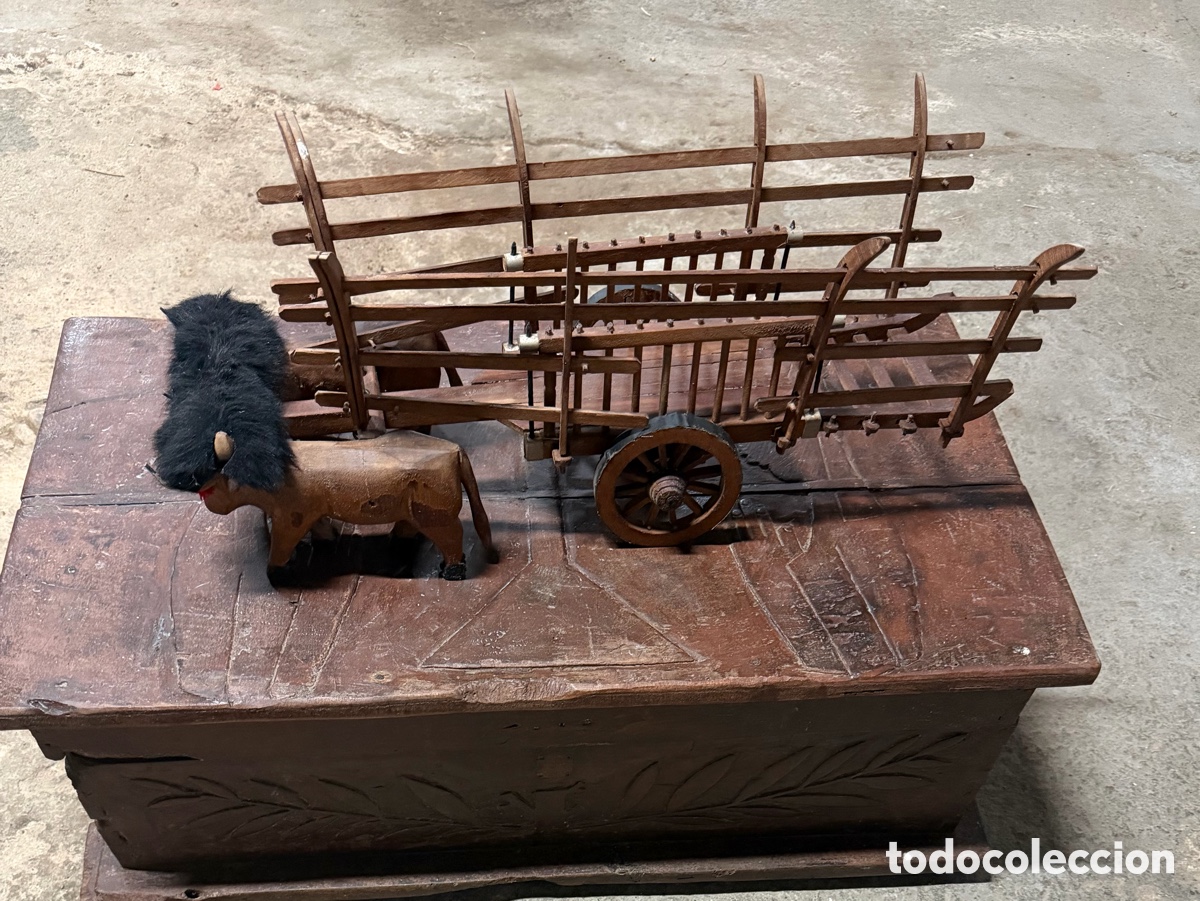 Antig&uuml;edades: Carro de bueyes artesanal de madera - Foto 1