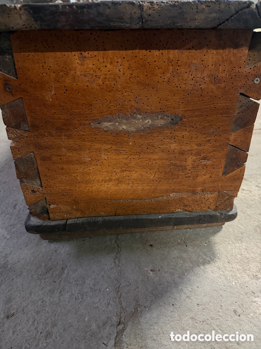 Antig&uuml;edades: Arc&oacute;n madera maciza S. XVIII/XIX - Foto 2