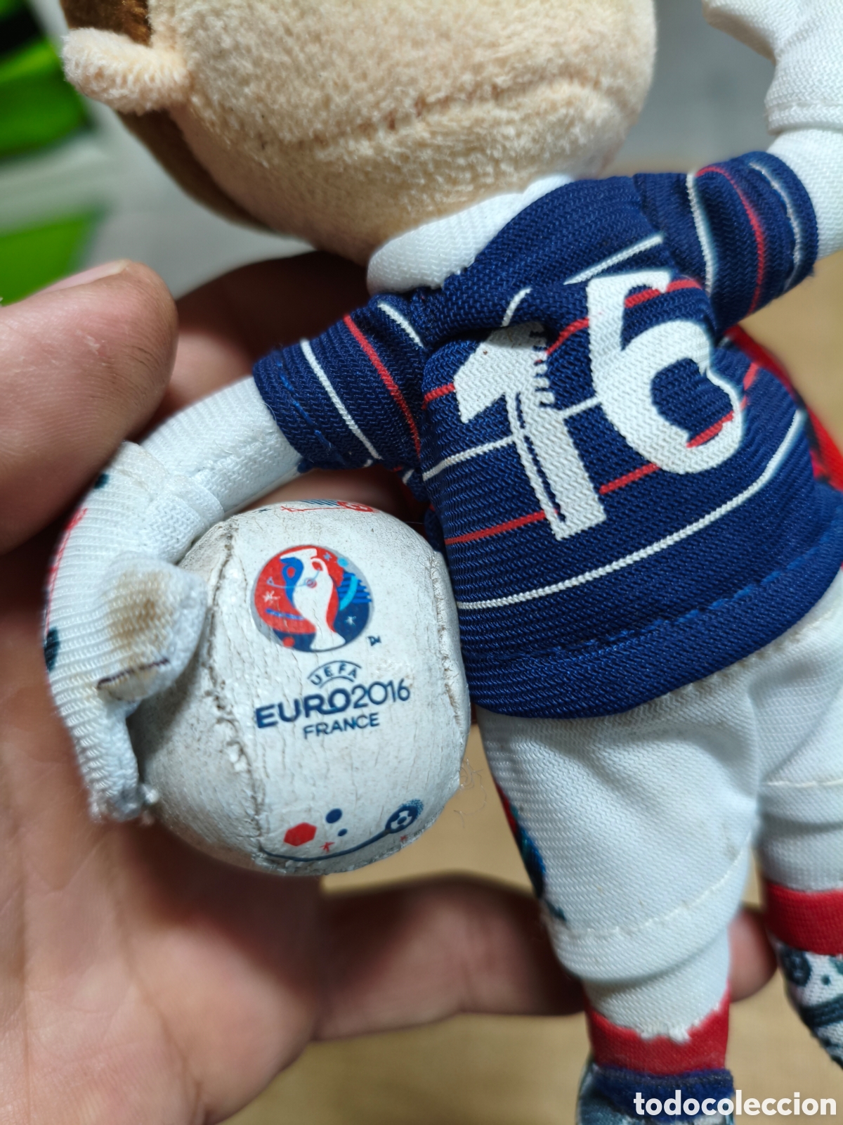 Antig&uuml;edades: Mu&ntilde;eco campeonato Euro2016 - Foto 2