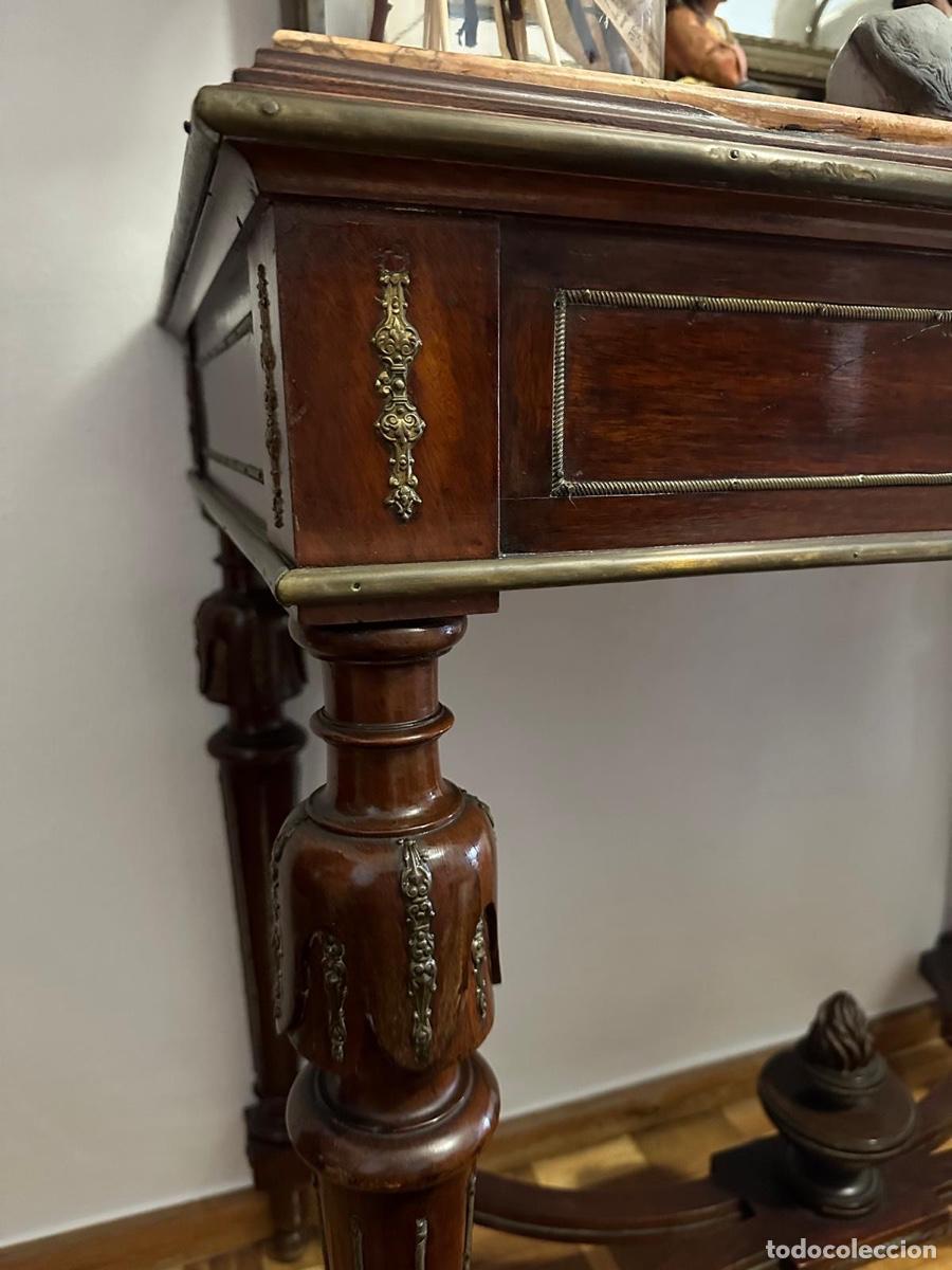 Antig&uuml;edades: Consola rectangular con m&aacute;rmol rosa y detalles dorados - Foto 3
