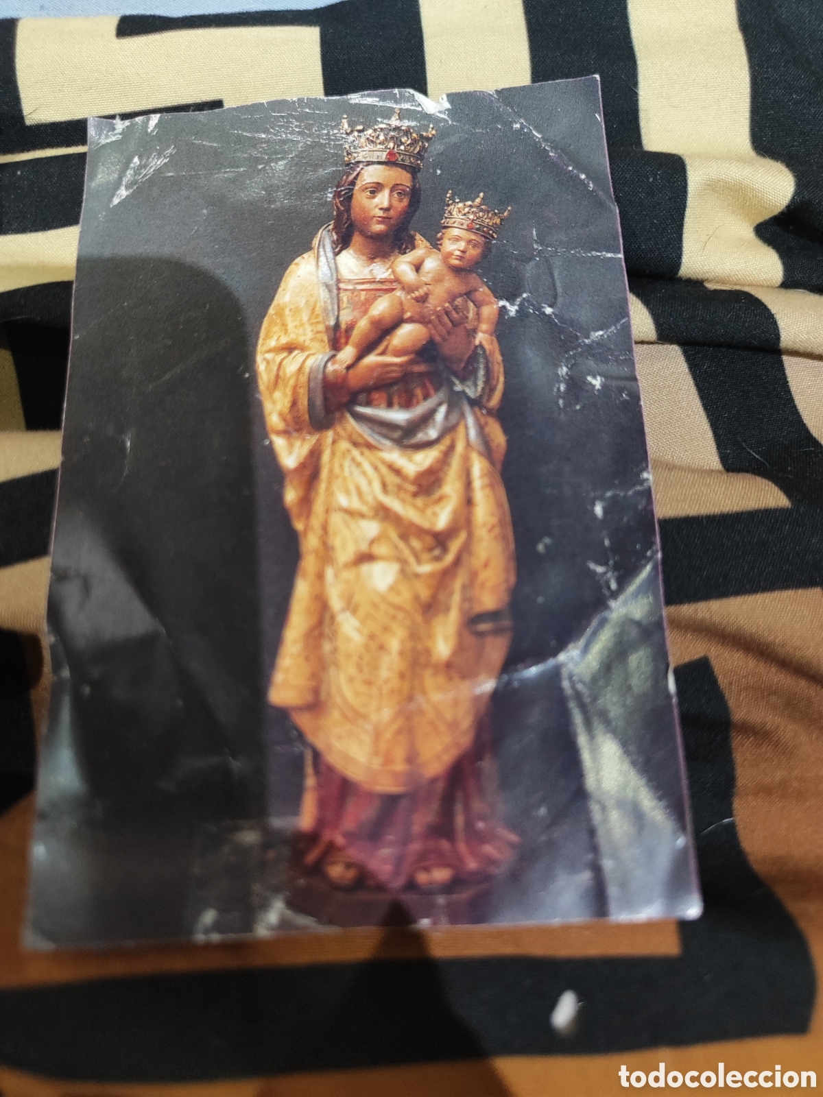 Antig&uuml;edades: Lote de estampas religiosas y cuadro de virgen - Foto 4