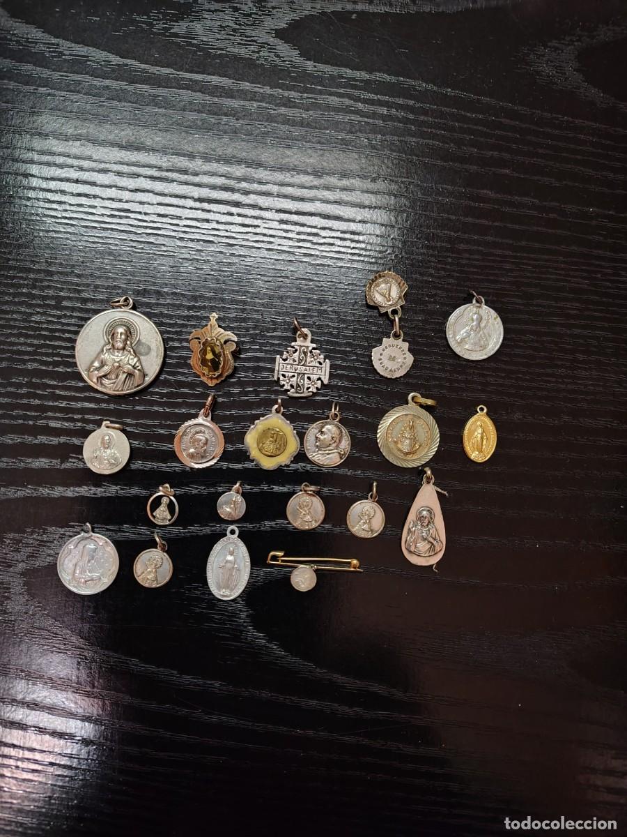 Antig&uuml;edades: Medallas antiguas y diversas. - Foto 1