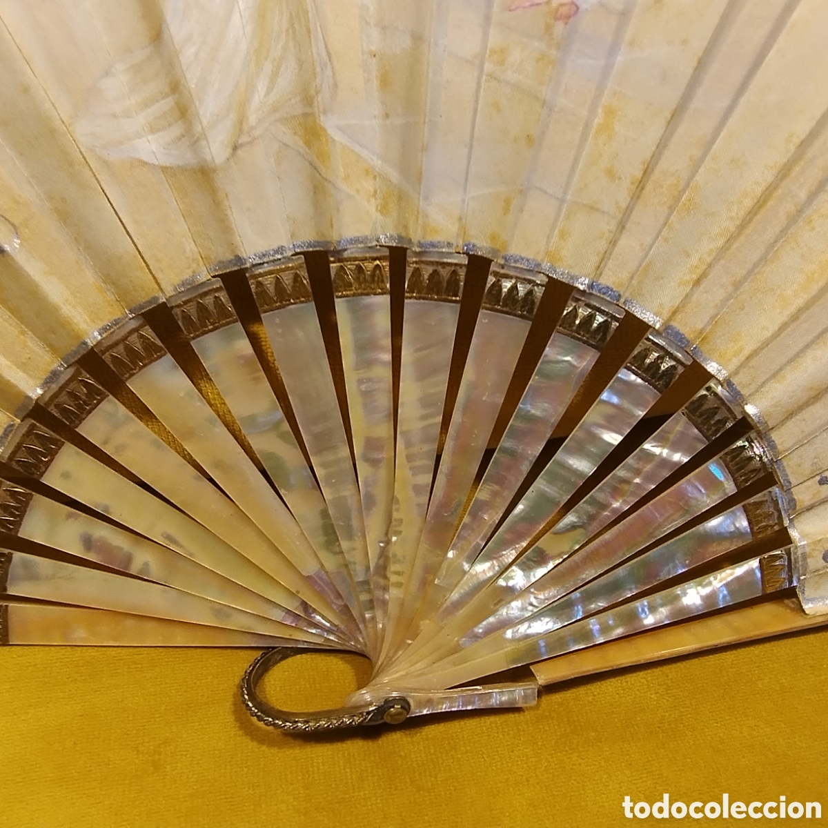 Antig&uuml;edades: Abanico de comuni&oacute;n nacar - Foto 3