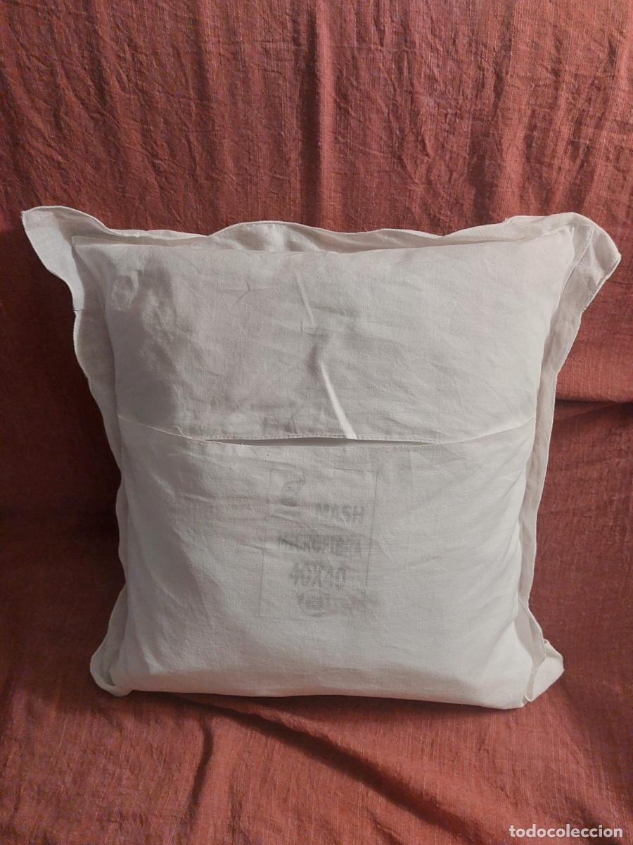 Antig&uuml;edades: FUNDA DE COJIN BORDADO EN BLANCO - Foto 5