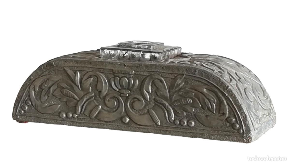 Antig&uuml;edades: TINTERO ANTIGUO DE METAL Y CRISTAL - Foto 1