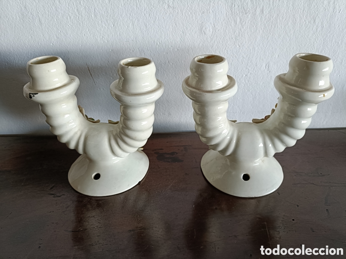 Antig&uuml;edades: Pareja de candelabros de loza - Foto 4