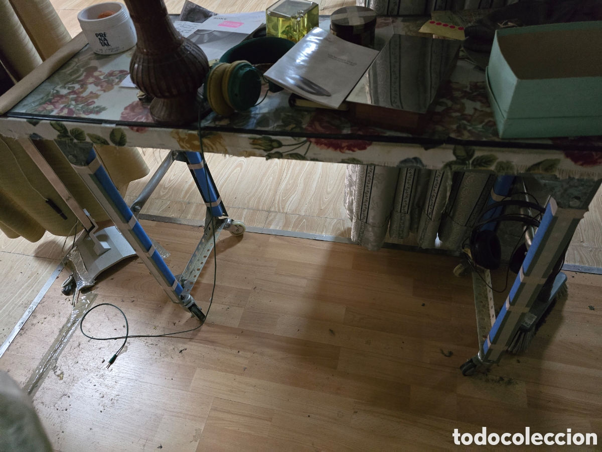 Antig&uuml;edades: Mesa carro de cristal con ruedas - Foto 2