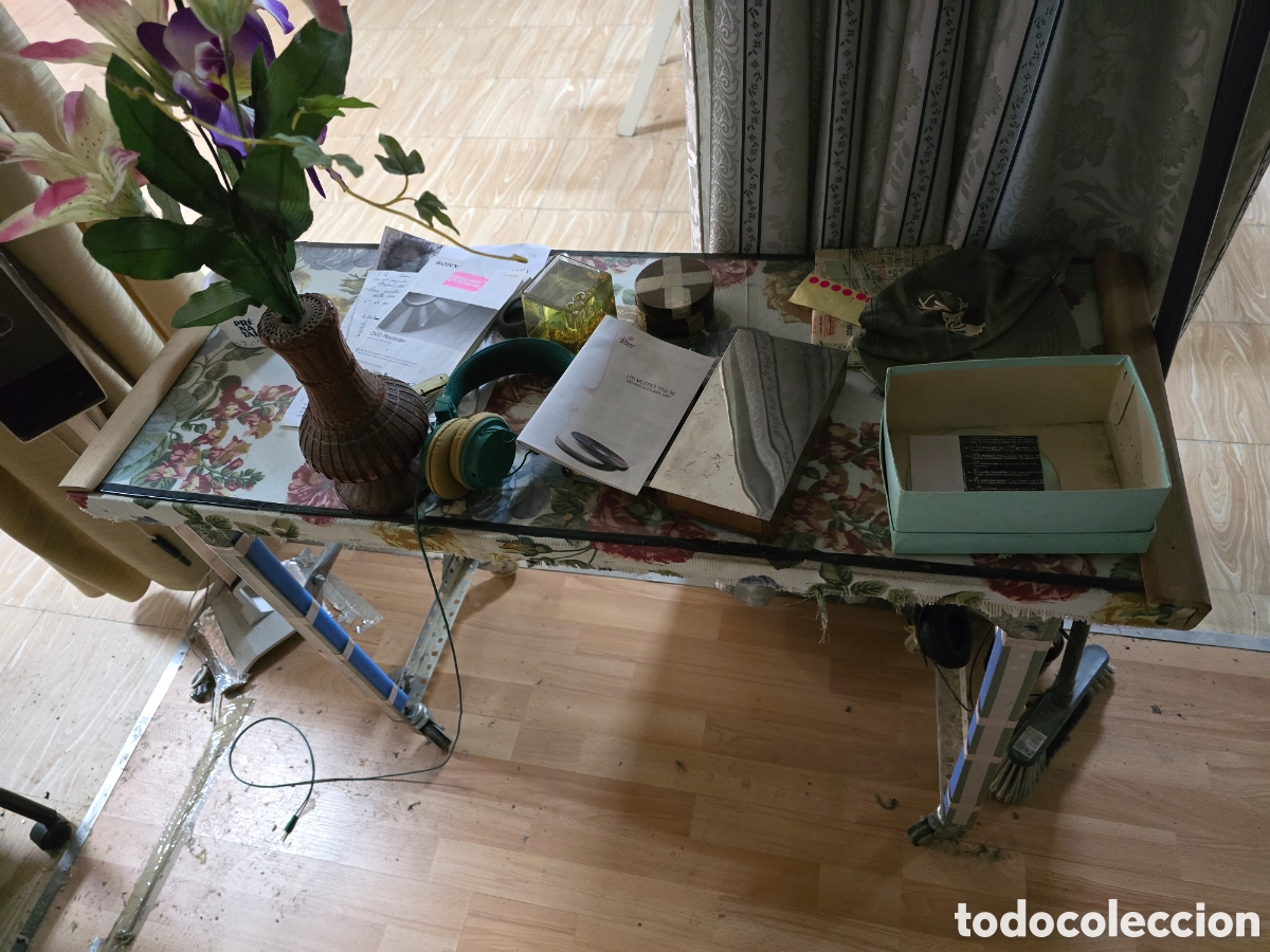 Antig&uuml;edades: Mesa carro de cristal con ruedas - Foto 3