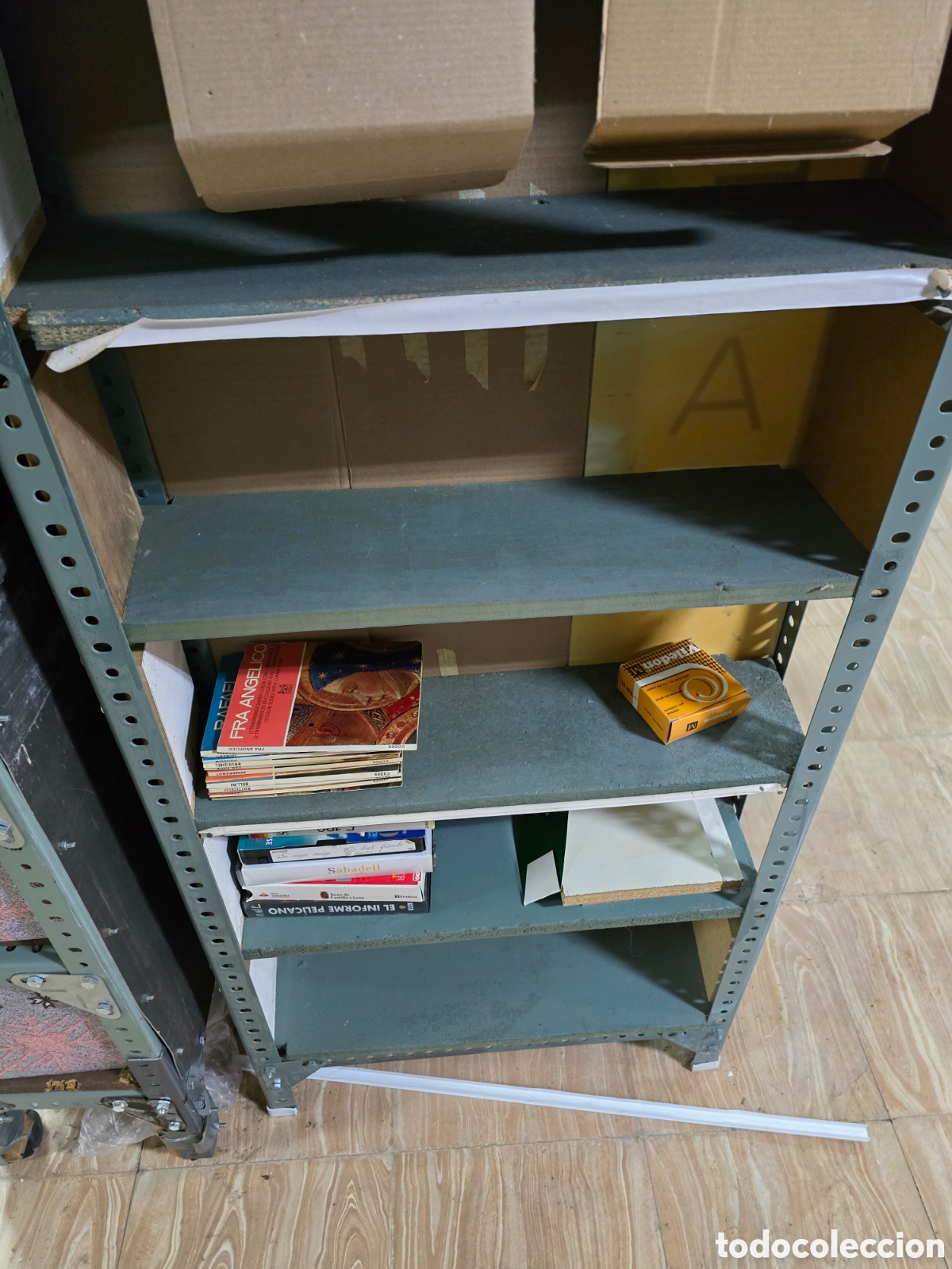 Antig&uuml;edades: Estanter&iacute;a Met&aacute;lica Resistente - Foto 3