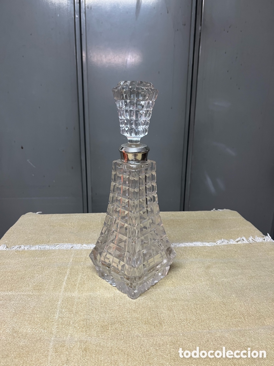 Antig&uuml;edades: Licorera de cristal tallado - Foto 3