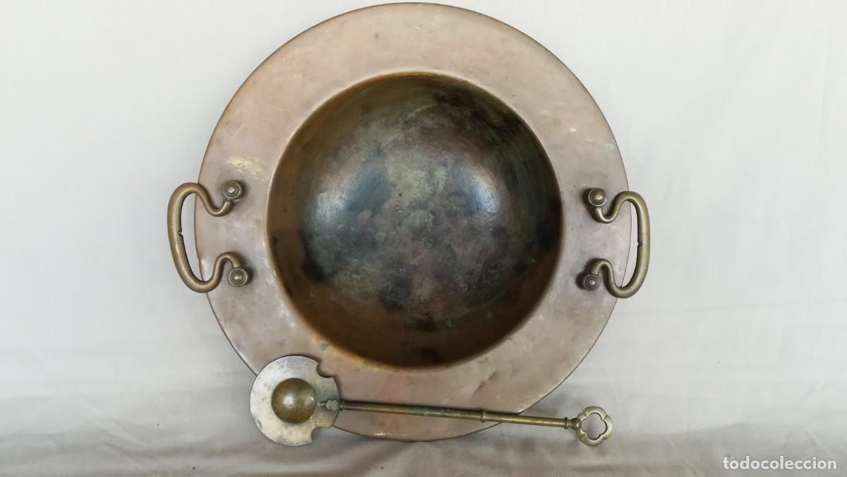 Antig&uuml;edades: BRASERO PEQUE&Ntilde;O CON PALA - Foto 2