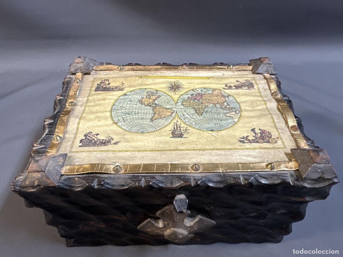 Antig&uuml;edades: CAJA CASTELLANA REALIZADA A MANO. CON MAPAMUNDI. A&Ntilde;OS 60 - Foto 2