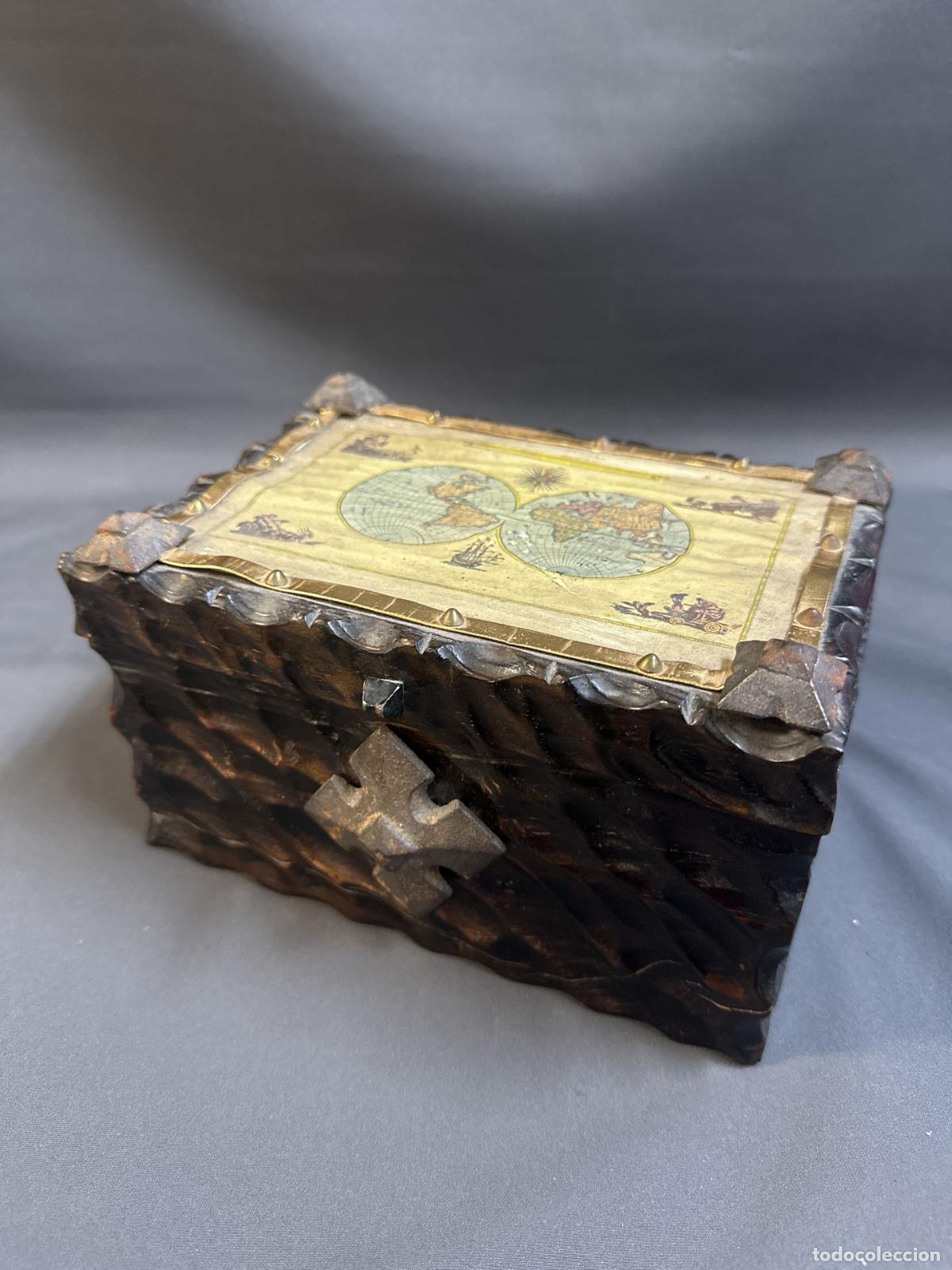 Antig&uuml;edades: CAJA CASTELLANA REALIZADA A MANO. CON MAPAMUNDI. A&Ntilde;OS 60 - Foto 14